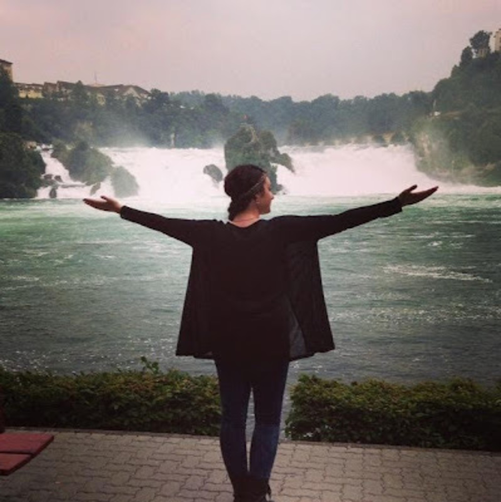 Meet your Posher, Adalena